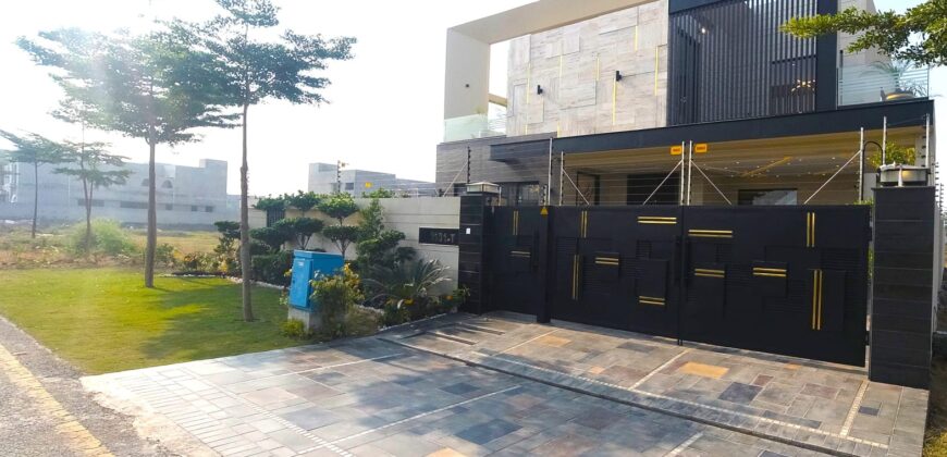 Modern House In DHA Lahore Phase 7, T Block